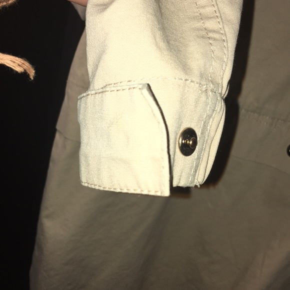 Jacket 🧥 - Picture 6 of 6